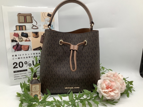 ハンドバッグのMICHAELKORS