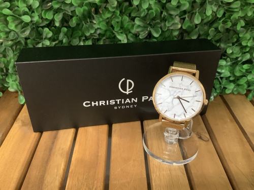 CHRISTIAN PEAUのクリスチャン ポー