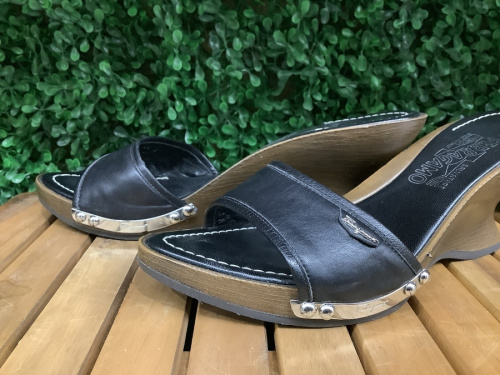 CHRISTIAN PEAUのクリスチャン ポー