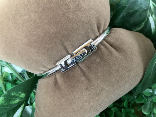 リストウォッチのGUCCI(グッチ)