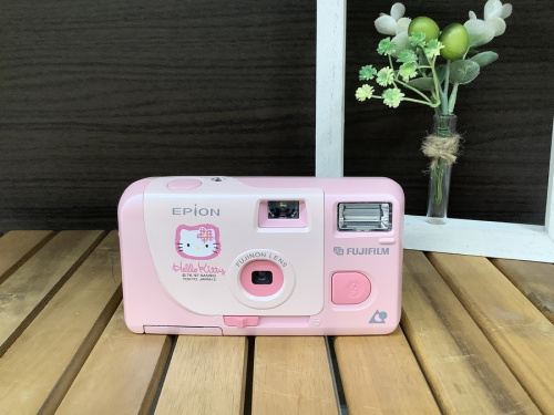 フジフィルムのフィルムカメラ