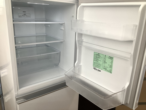 冷蔵庫の3ドア冷蔵庫