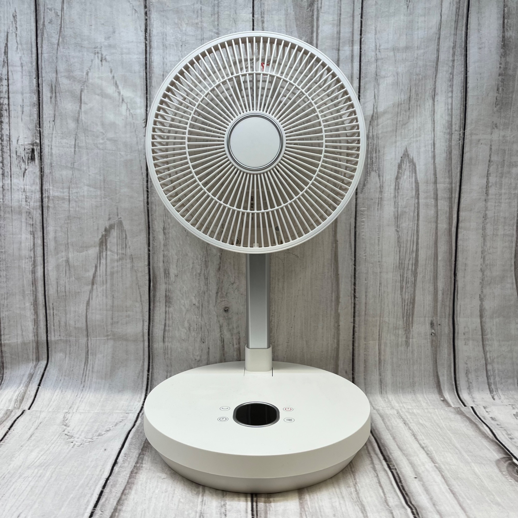 コンパクト収納扇風機LBR DC Compact Fan 25cm ニトリ】DCタイプ コンパクト収納扇風機 をご紹介‼｜2025年04月
