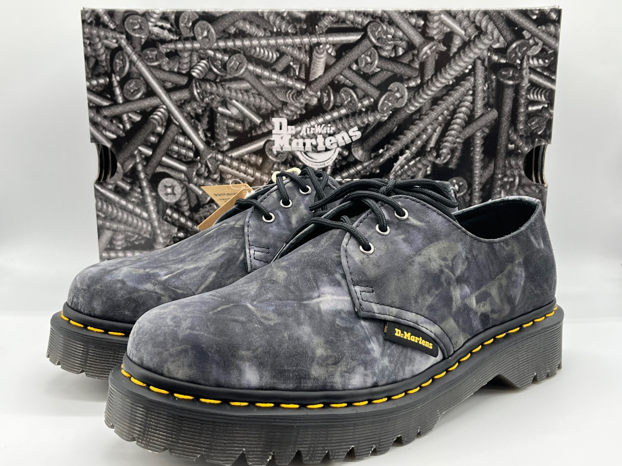 Dr. Martens x PLEASURES 】1461 Bex ブラック/ホワイト