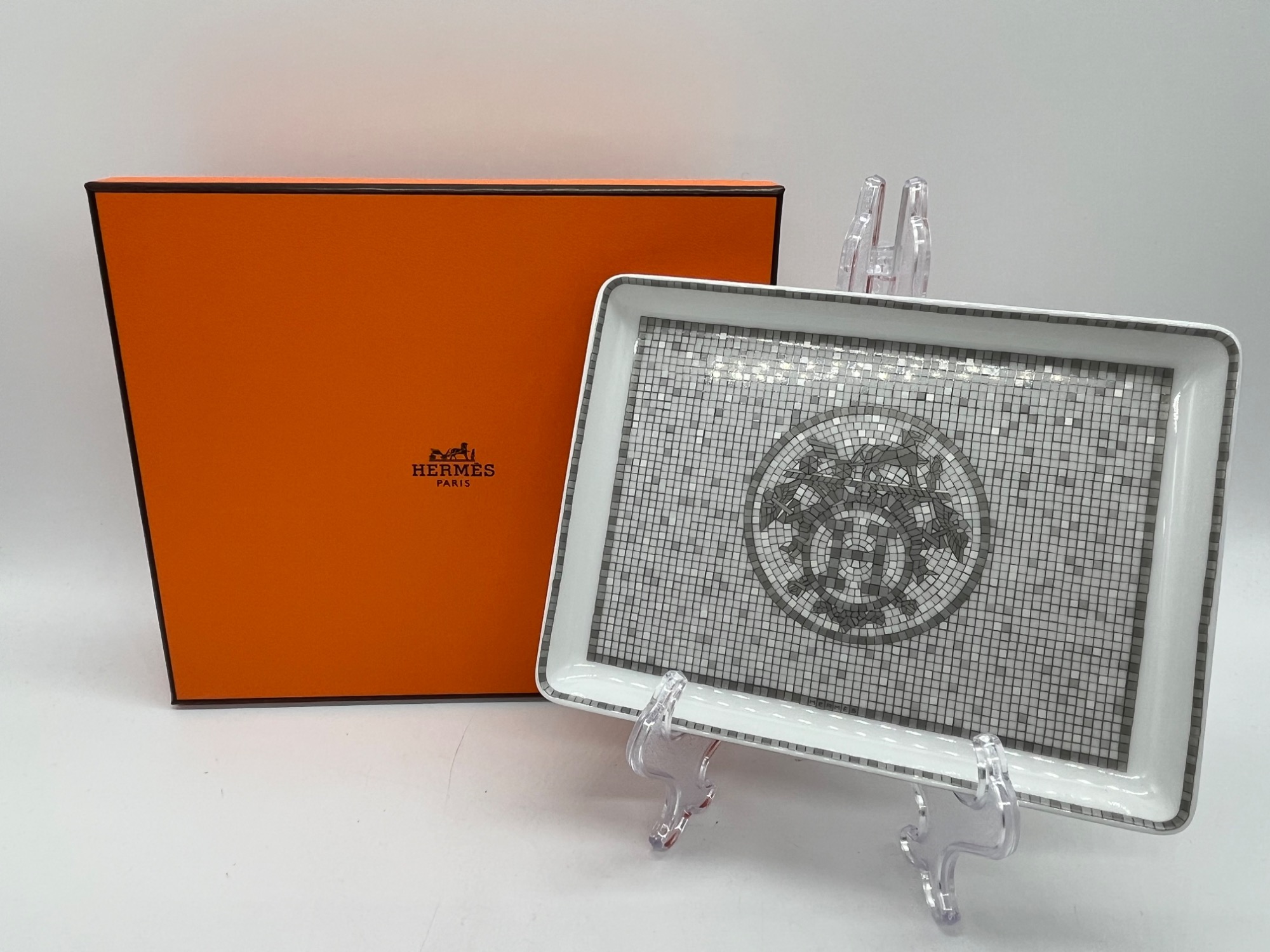 HERMES/エルメス】スクエアプレート モザイク ヴァンキャトル