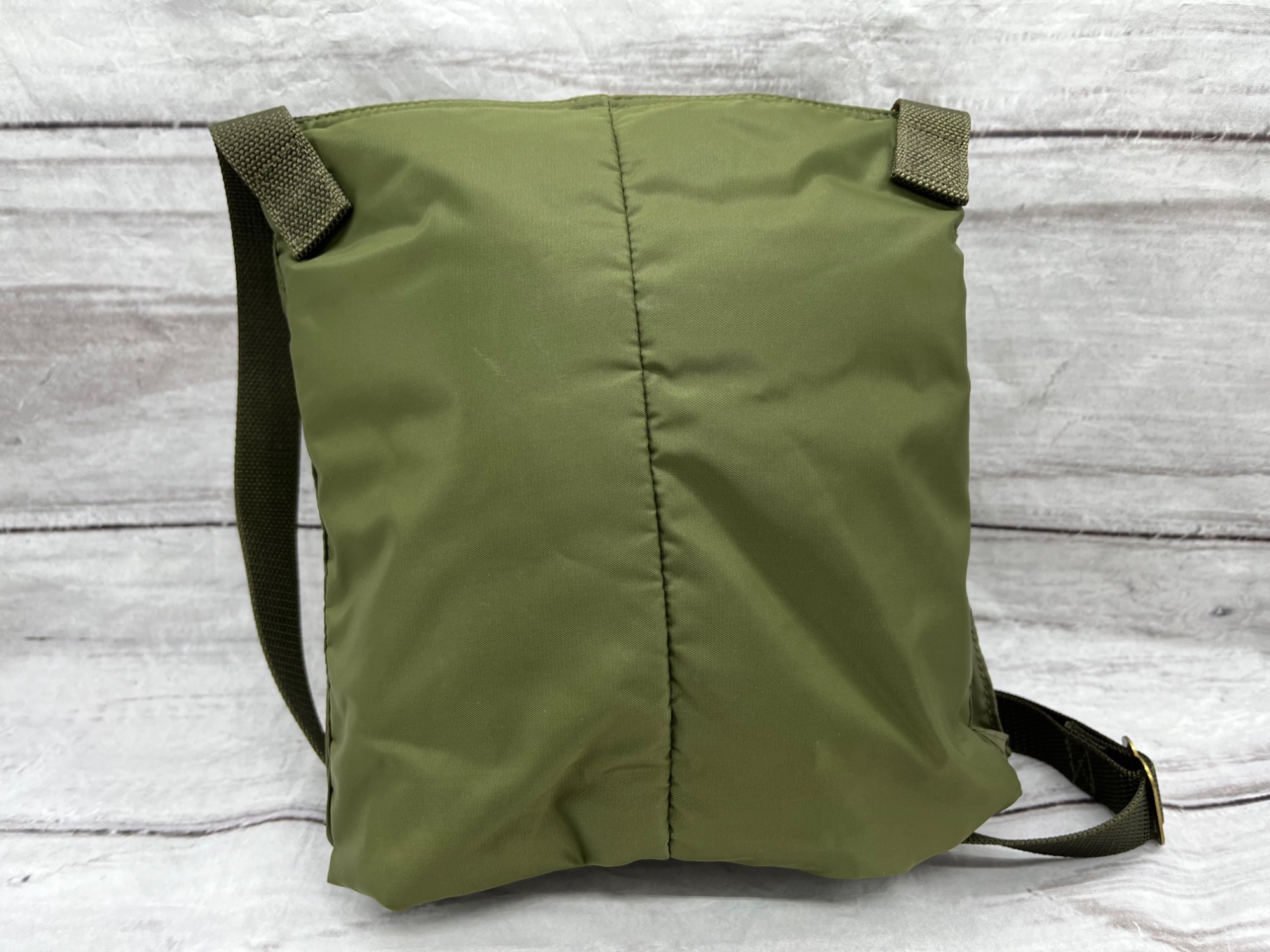 専用　ポーター　ジオン軍　ショルダーバッグ　完全限定販売　完売品　緑　ジオン 専用 ポーター ジオン軍 ショルダーバッグ 完全限定販売 完売品 緑