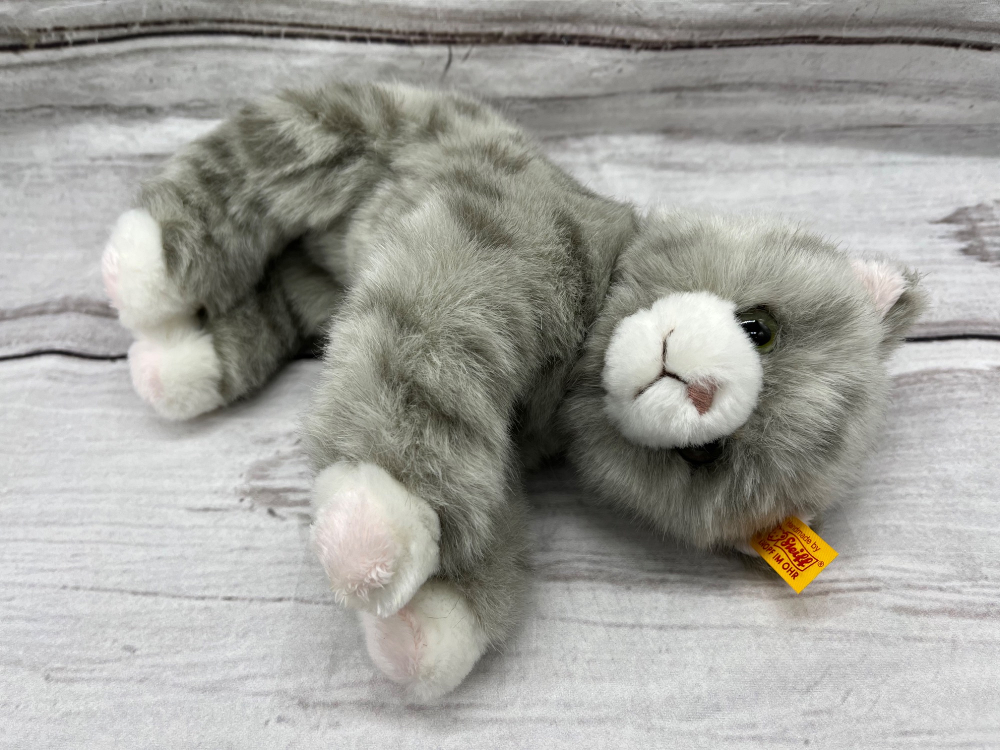 シュタイフ/Steiff製　ネコ　ぬいぐるみ　PAWS グレー ヴィンテージ シュタイフ ドイツ製 グレーのネコ ぬいぐるみ