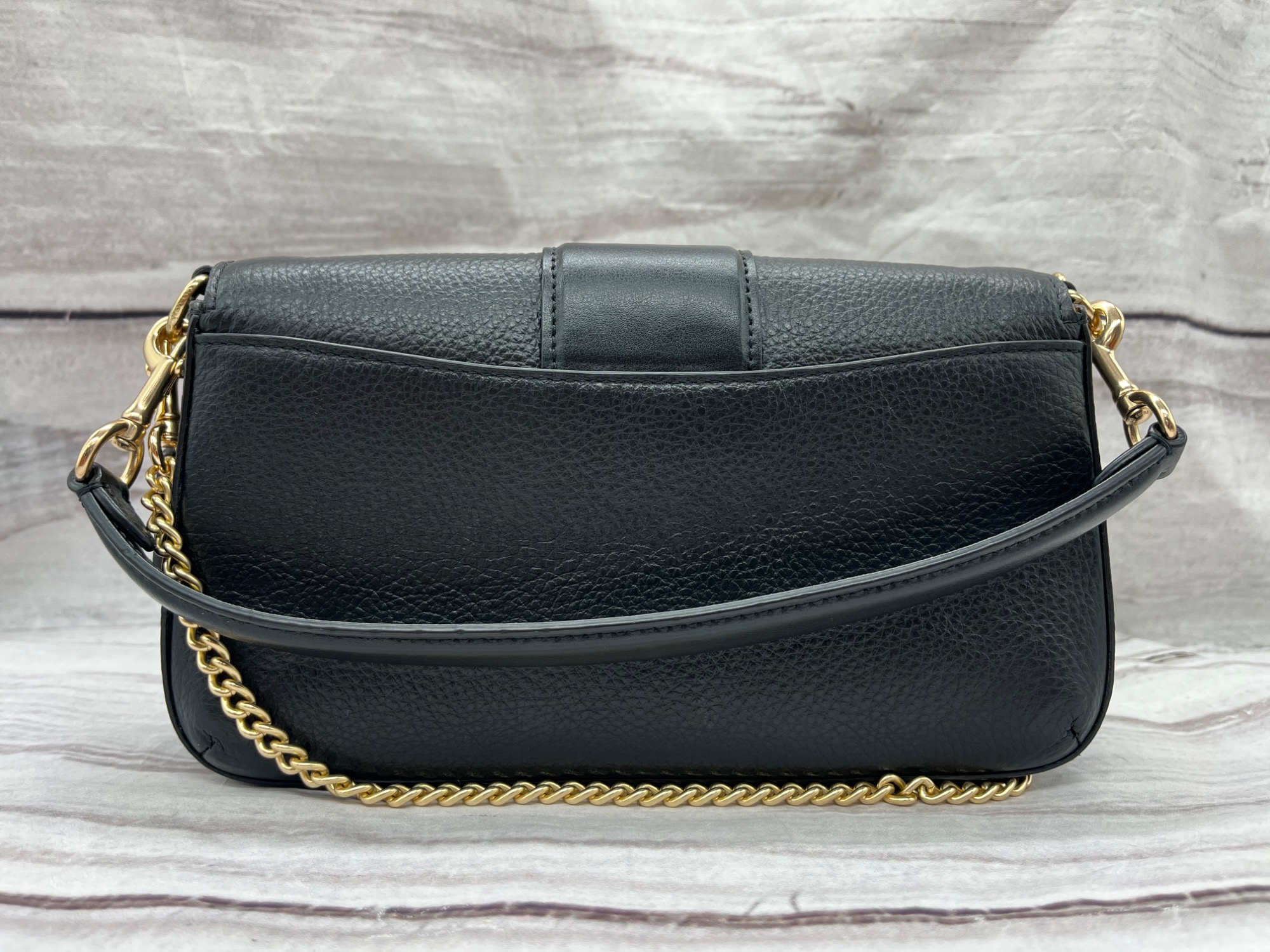 COACH/コーチ】チェーンショルダーバッグ ブラック 《CC058》 のご紹介