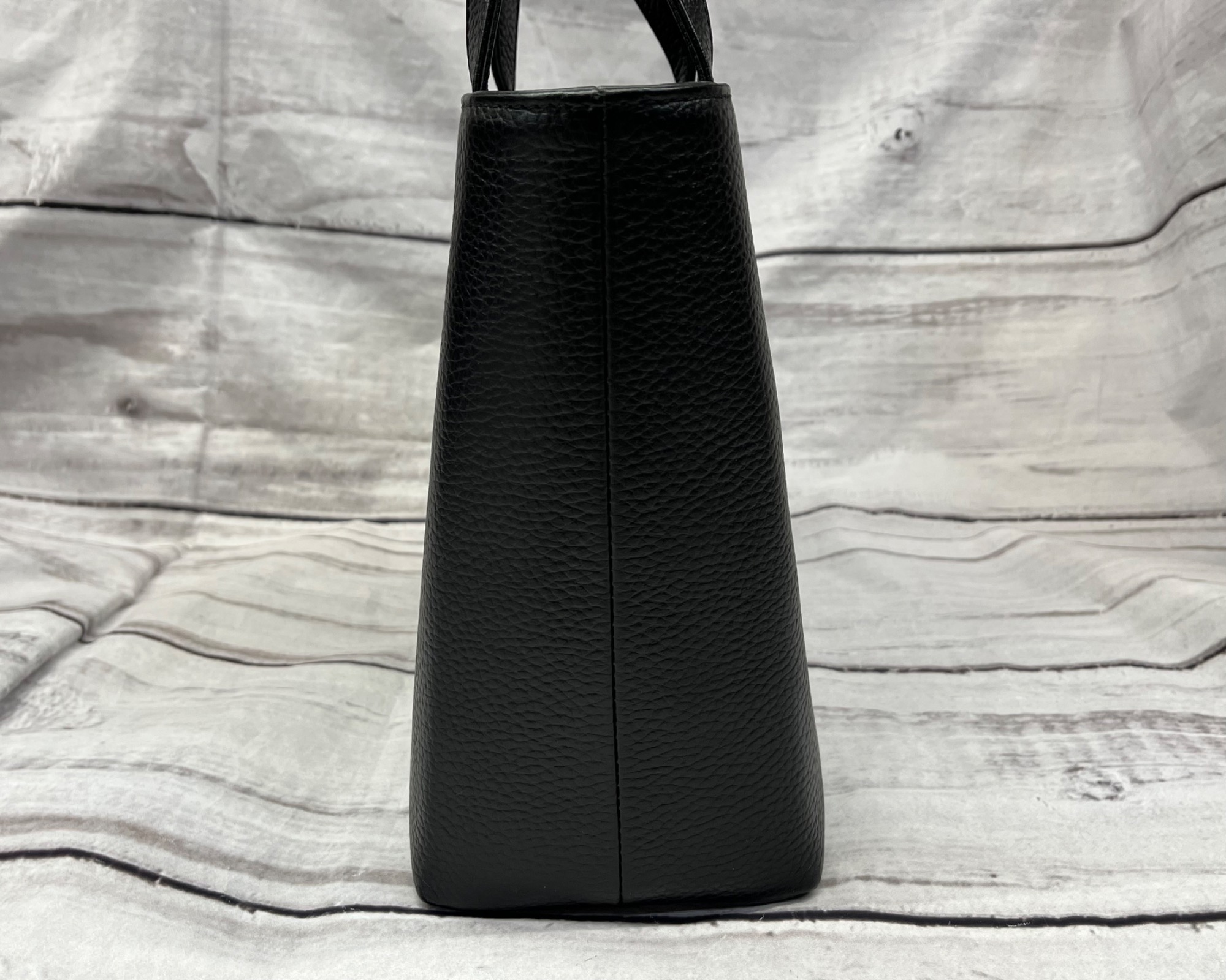 【美品】HUSH TAG レザートート ブラック レビュー｜Hush Tug（ハッシュタグ）のレザートートバッグを2年ヘビー