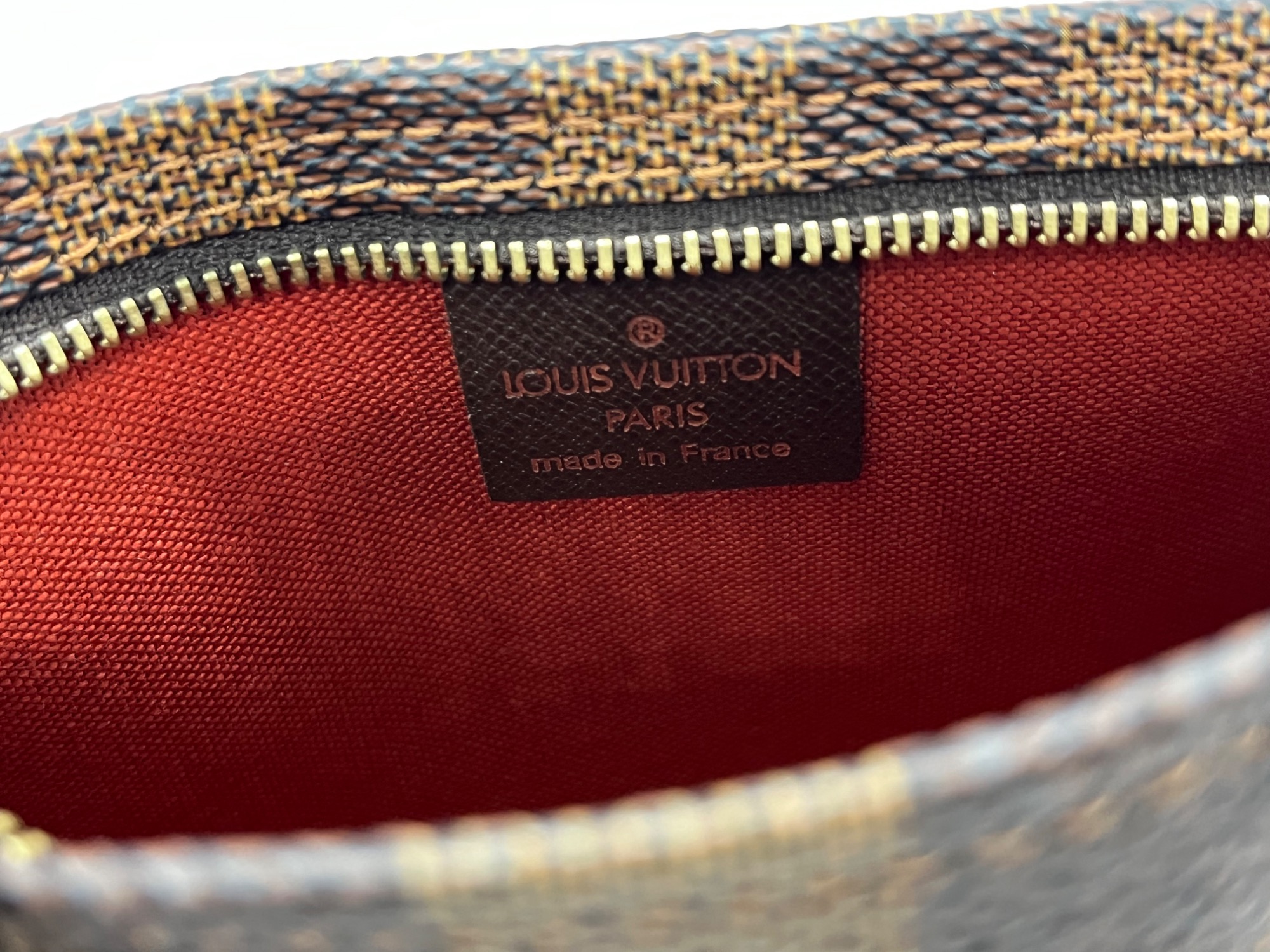 LOUIS VUITTON/ルイ・ヴィトン】トゥルース・メイクアップ ダミエ