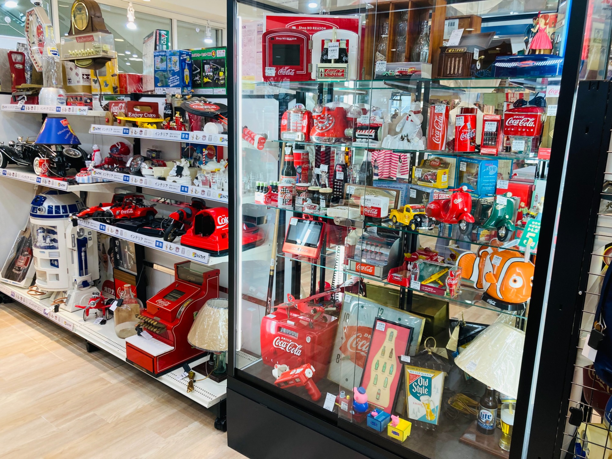 LEVI'S(リーバイス) x COCA COLA デニムパンツ 入荷致しました♬｜2023