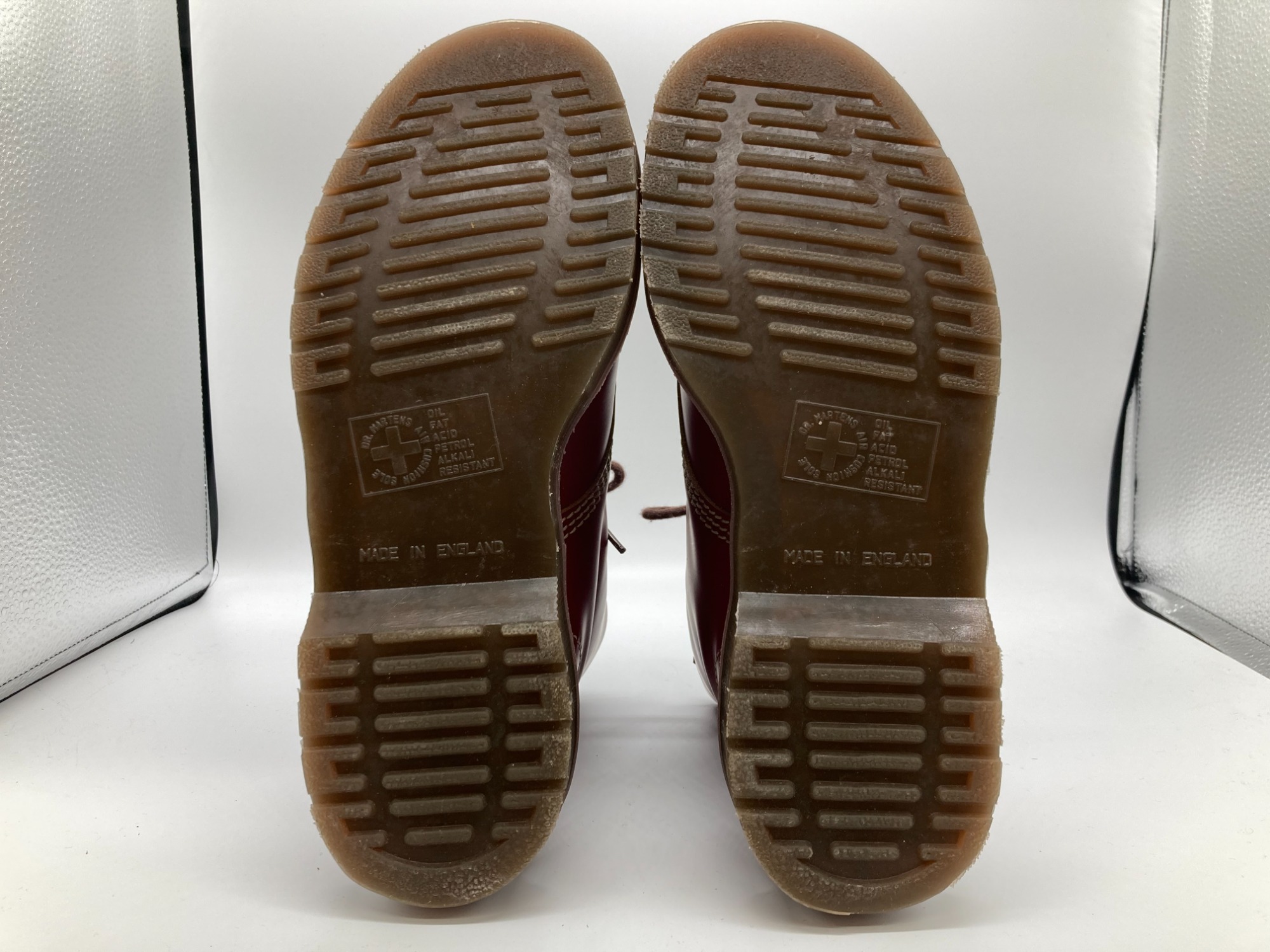 Dr.Martens 8ホールブーツ1460 イングランド製 入荷いたしました