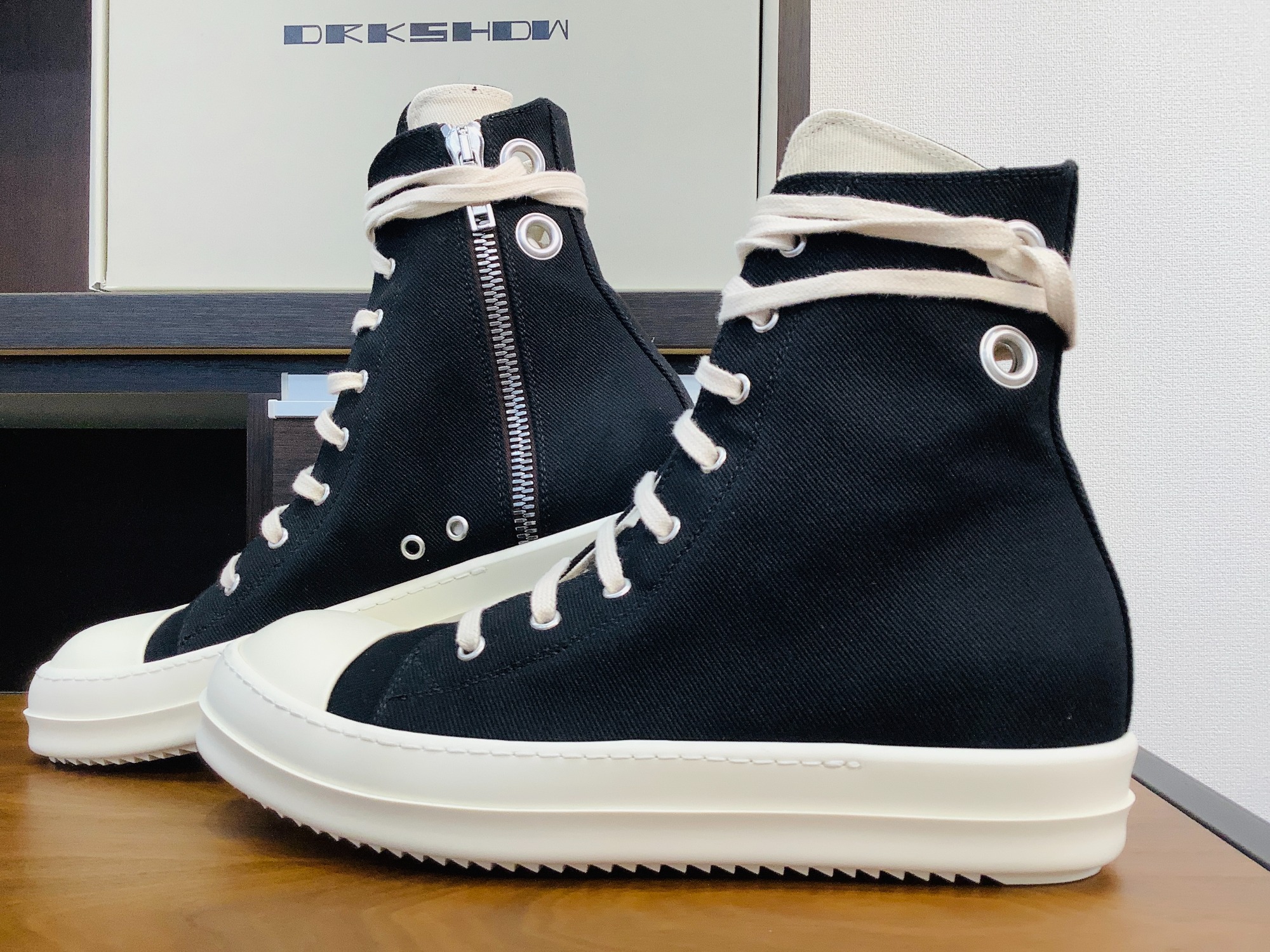 RICK OWENS（リック・オウエンス）のハイカットスニーカー が