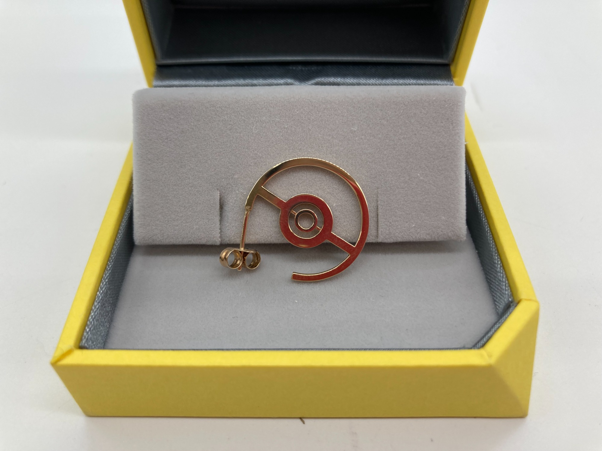 ポケモン STAR JEWELRY 雷モチーフピアス