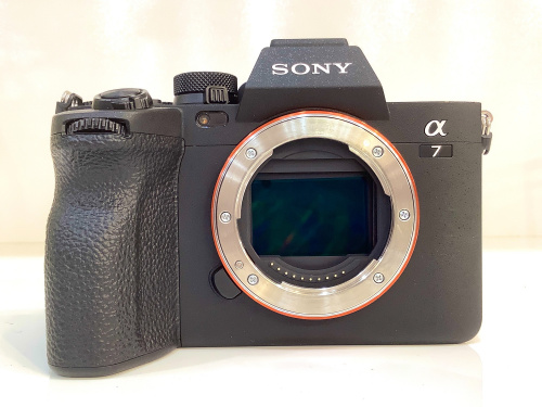 【美品】SONY a7IV 一眼レフカメラ SONY（ソニー） α7 IV ミラーレス一眼カメラ レンズキット α7IV ズーム