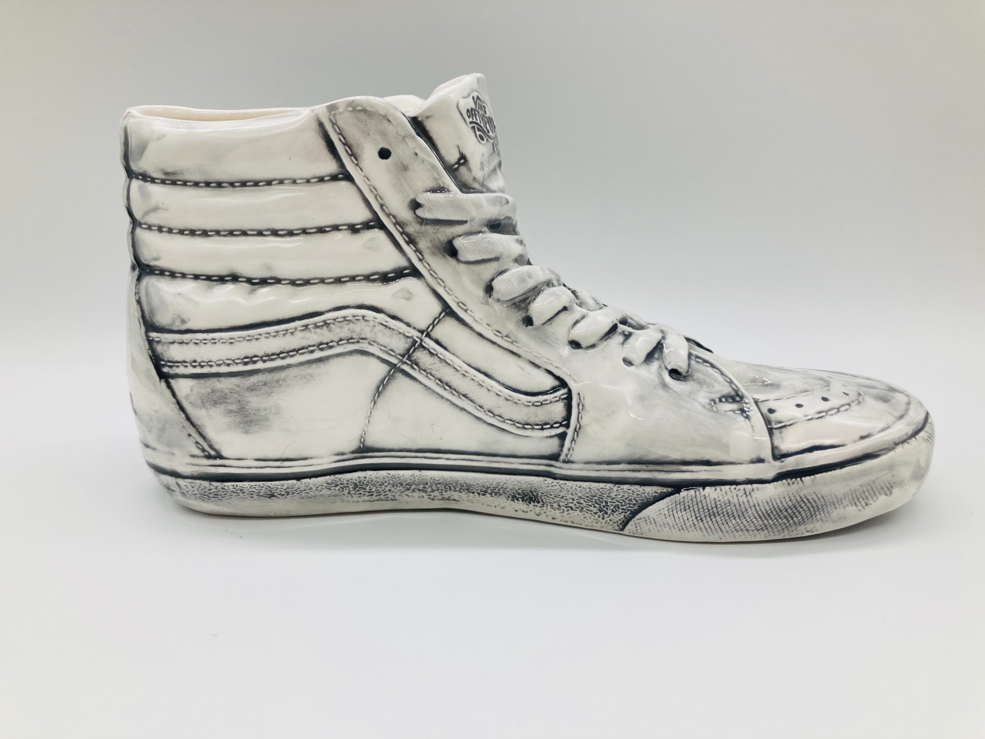 VANS × NEIGHBORHOOD のインセンスチャンバー（お香立て）入荷いたし