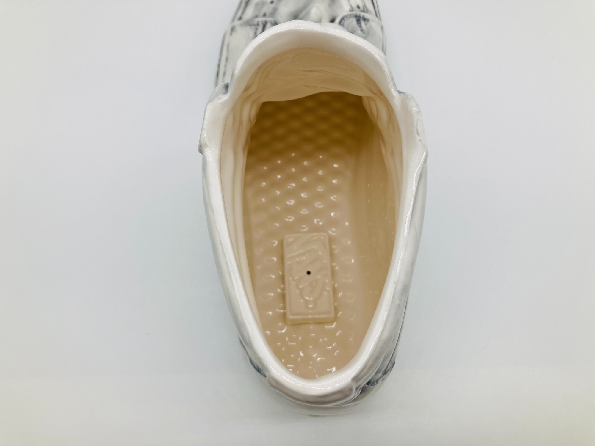 VANS × NEIGHBORHOOD のインセンスチャンバー（お香立て）入荷いたし