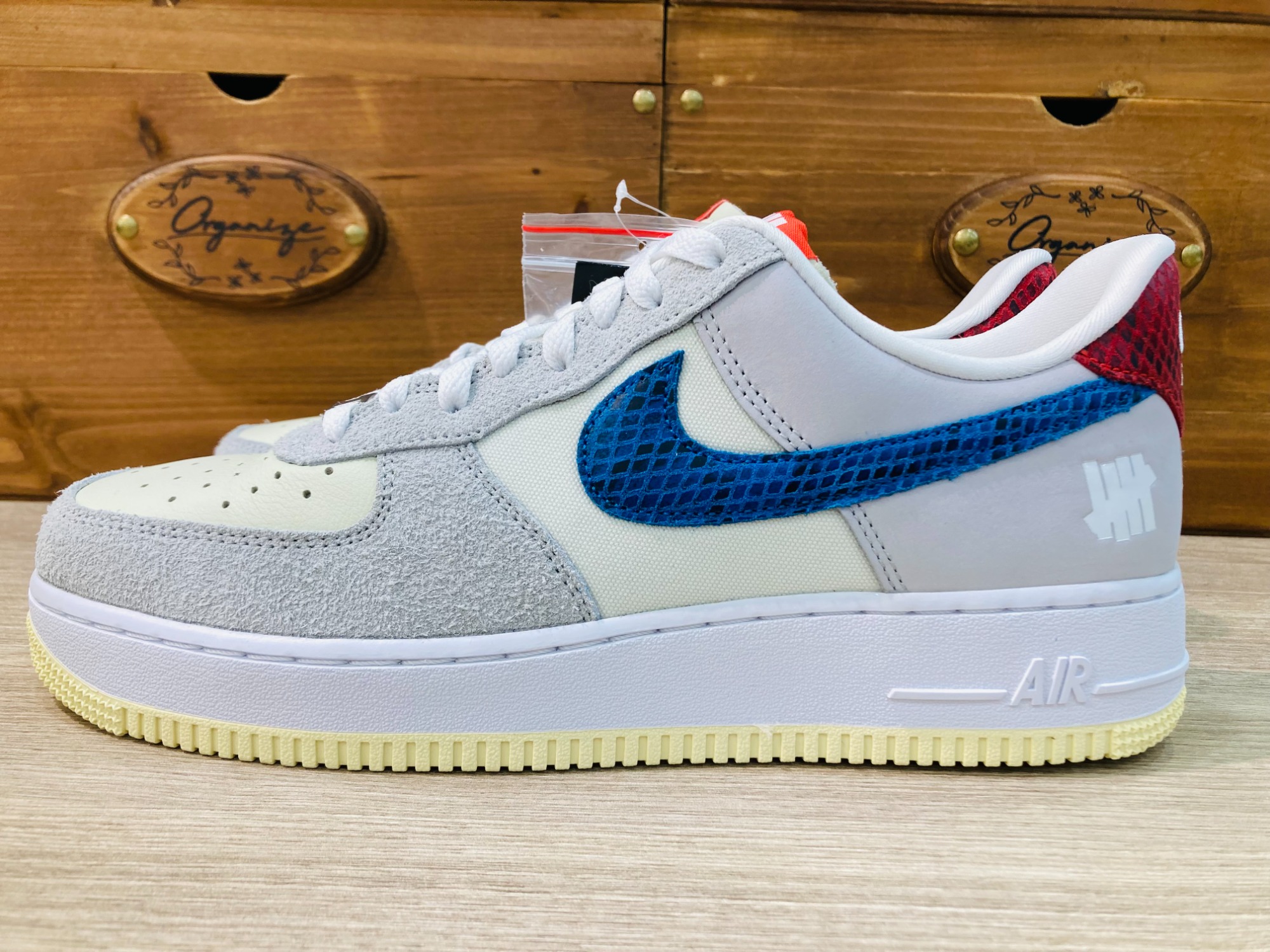 NIKE × UNDEFEATED （ナイキ×アンディフィーテッド） AIR FORCE 1 LOW