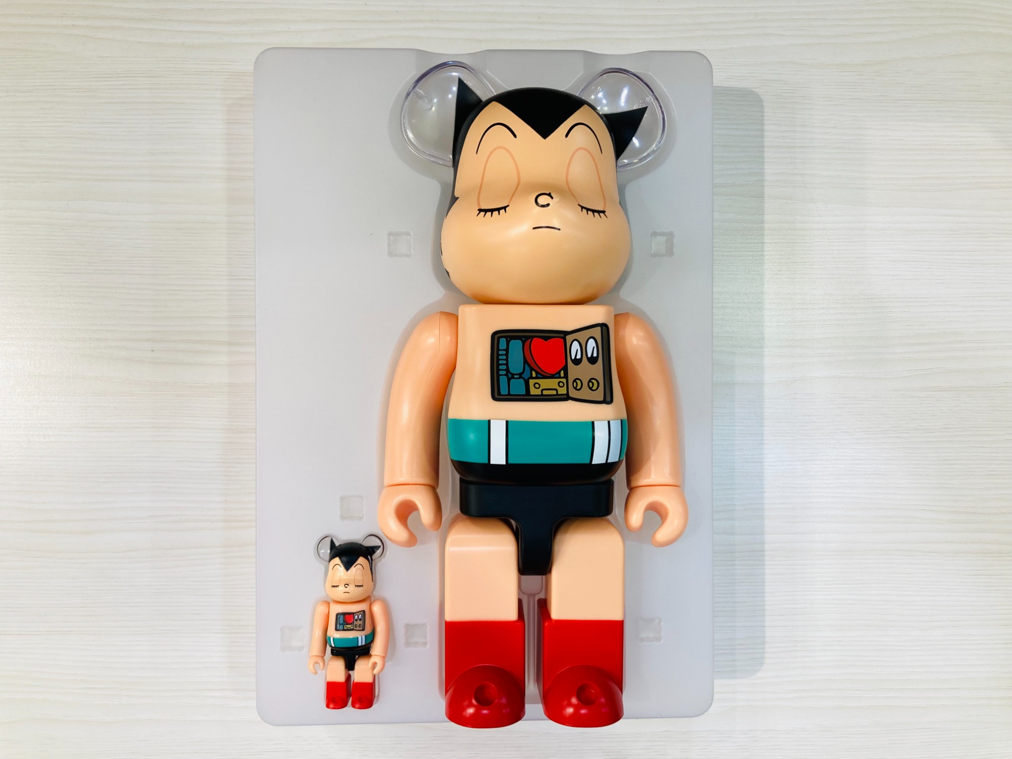 MEDICOM TOY - NEW BE@RBRICK 鉄腕アトム Sleeping Ver.1000％ BE@RBRICK 鉄腕アトム Sleeping Ver.1000％ – MCT TOKYO