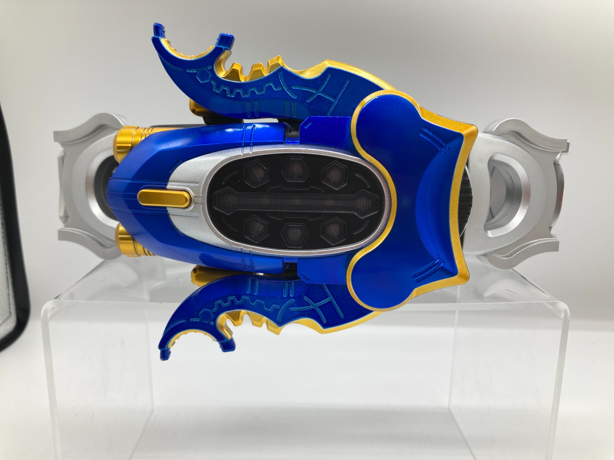 HF7070 CSMガタックゼクター プレミアムバンダイ限定「CSM GATACKZECTER(ガタックゼクター