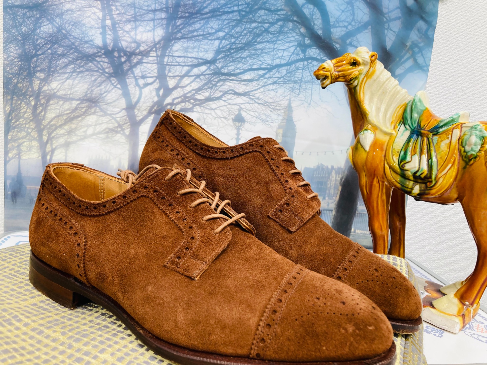 Lloyd Footwear(ロイドフットウェア)より、スエードセミブローグ