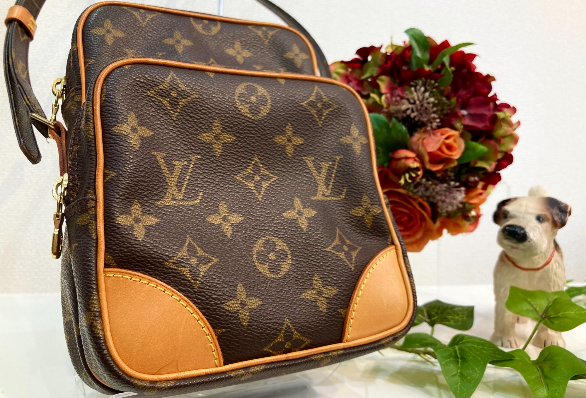 LOUIS VUITTON（ルイ・ヴィトン）のショルダーバッグ アマゾンが入荷