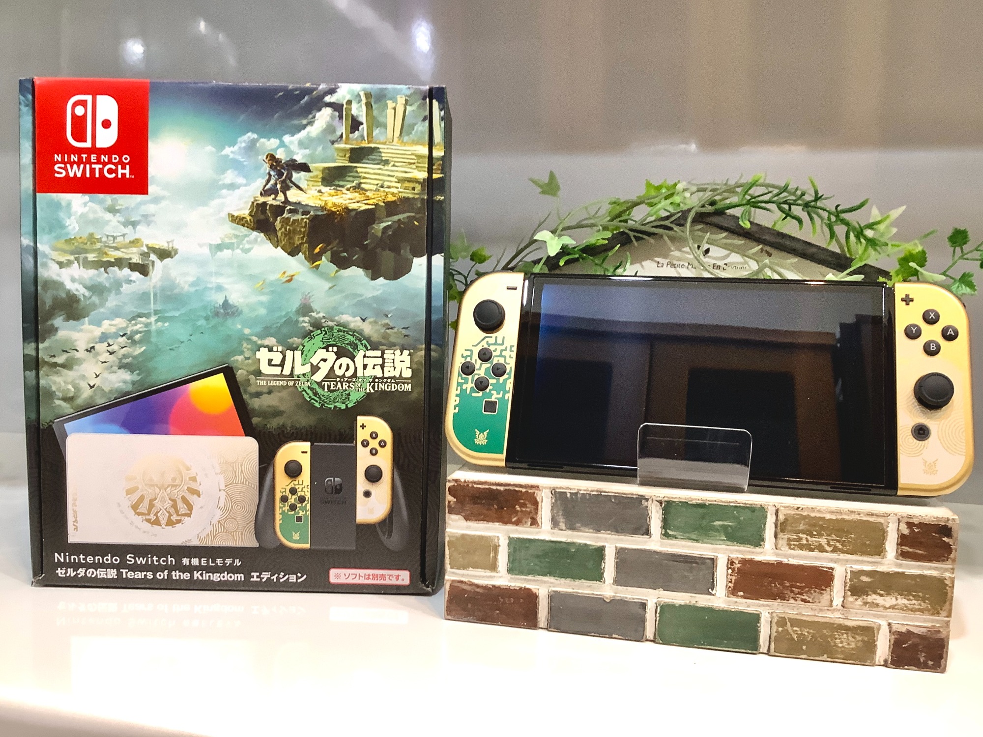 超美品Nintendo Switch 有機ELゼルダ　フルセット ニンテンドーswitch 有機EL ゼルダエディション