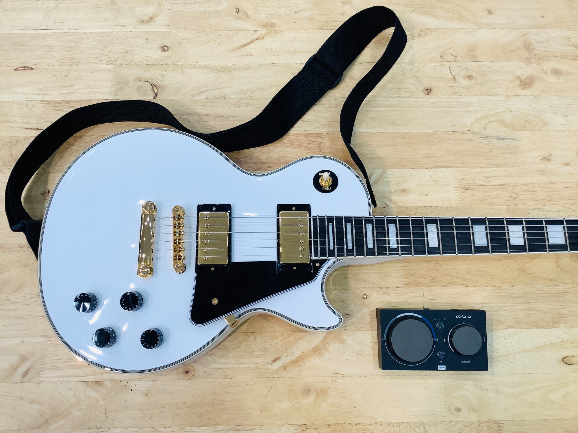 EPIPHONE（エピフォン）のエレキギター レスポールカスタム 入荷いたし