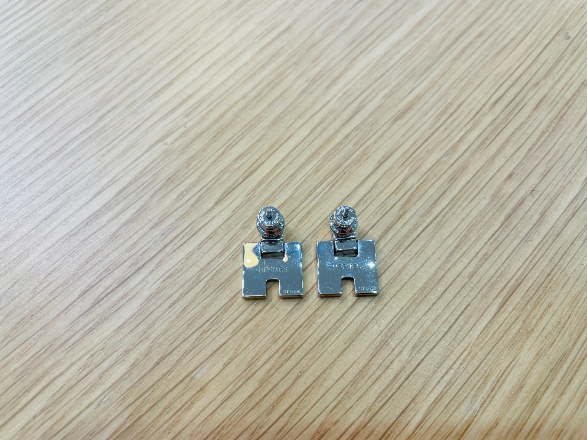 HERMES (エルメス) ピアス アイリーン シルバー 買取入荷しました