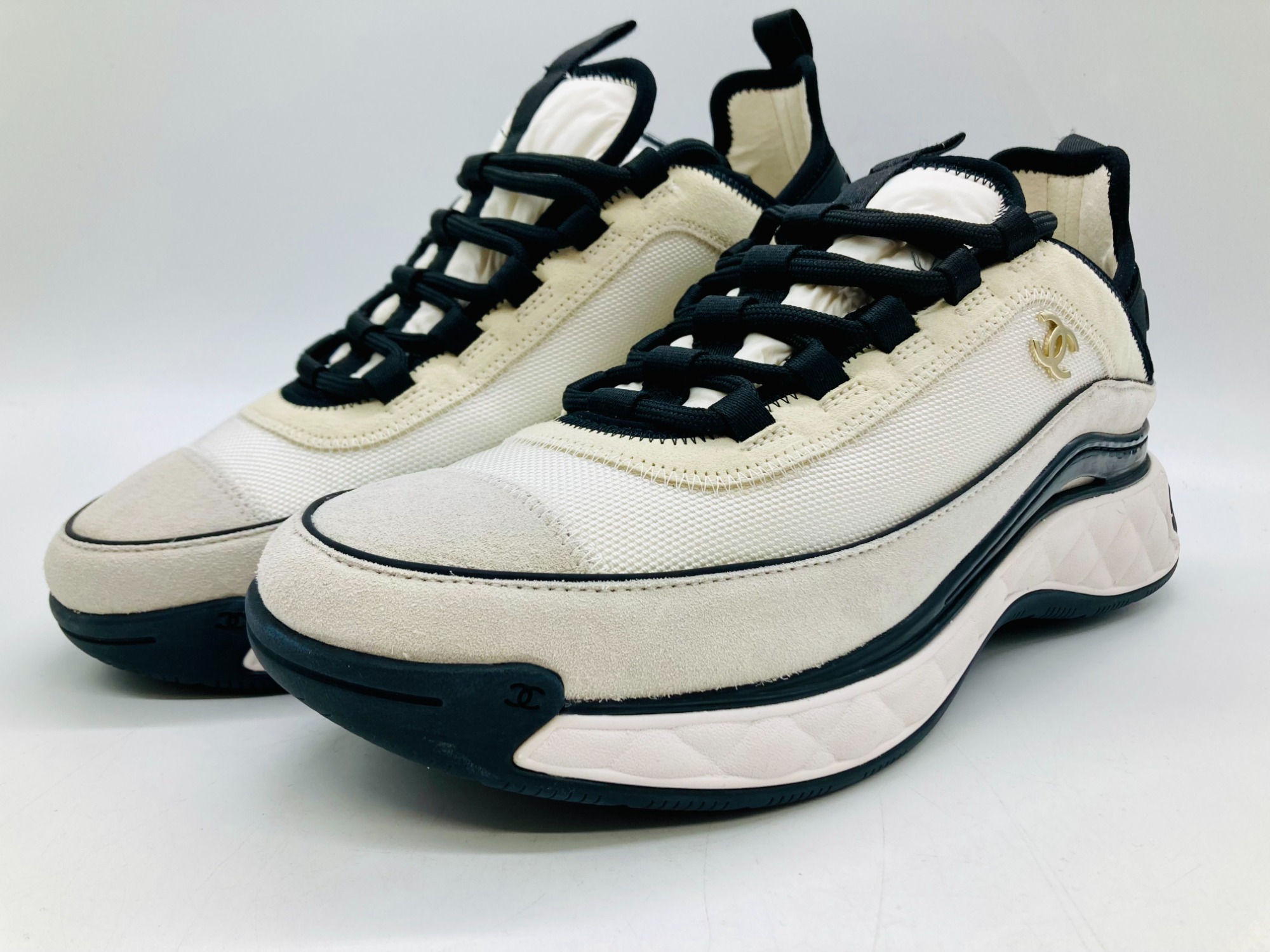 【秋のワードローブに♪】CHANEL 25-26AW スニーカー CHANEL(シャネル) ローカットスニーカーが入荷いたしました