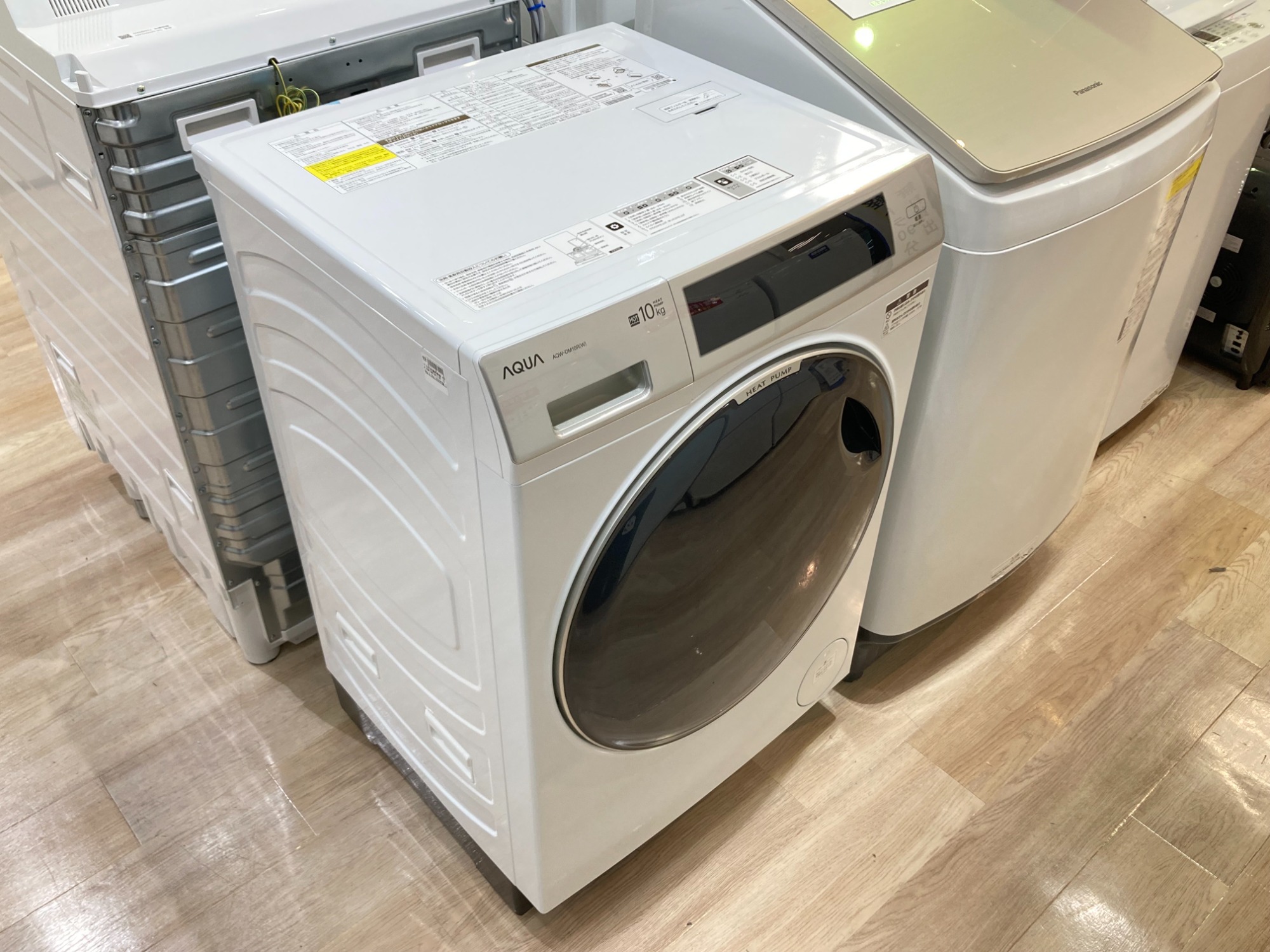 AQUA（アクア）ドラム式洗濯乾燥機 10.0kg AQW-DM10R-L(W) 入荷致し 