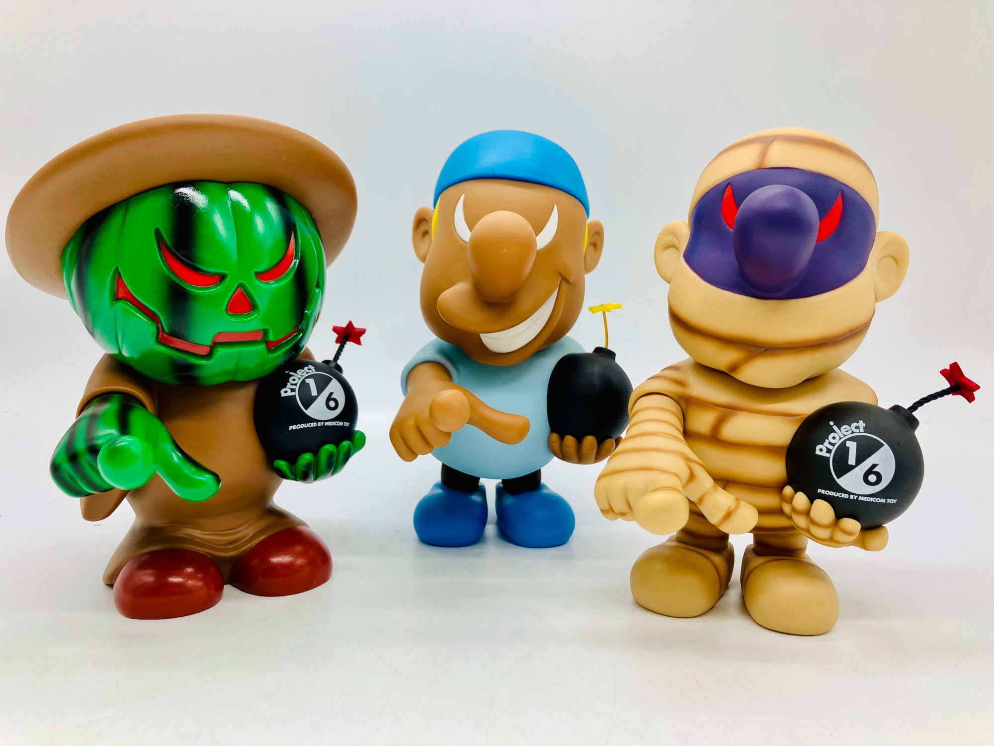 [G10033]TWIM ボマーキッドSEEK & DESTROY 02 TWIM ソフビ人形 ボマーキッドが3体入荷しました！！｜2025年12月18日