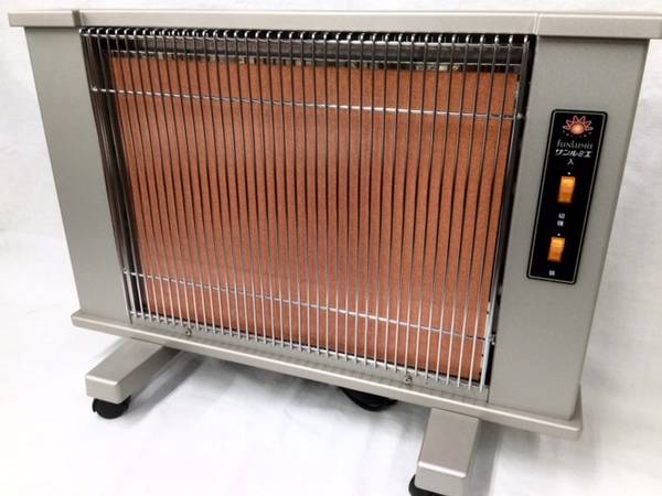 サンルミエの遠赤外線ヒーター エクセラ5が入荷しました