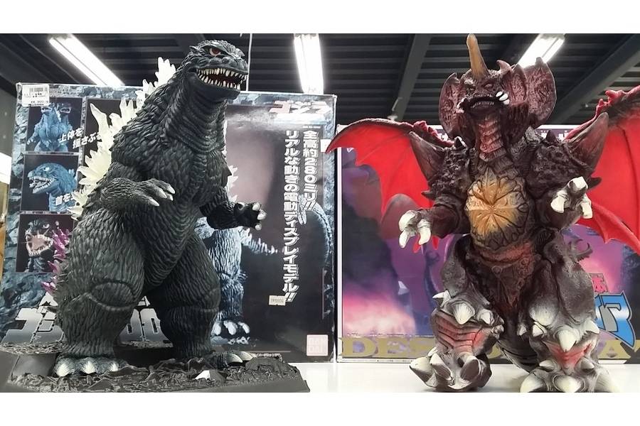 ゴジラ　デストロイヤ　フィギュア 映画『ゴジラVSデストロイア』のデストロイア（完全体）を全高64
