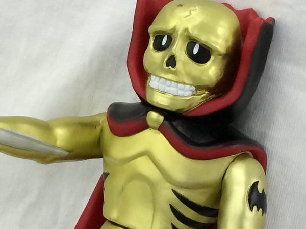 コレクター必見♪「黄金バットのソフビフィギュア」が入荷しました