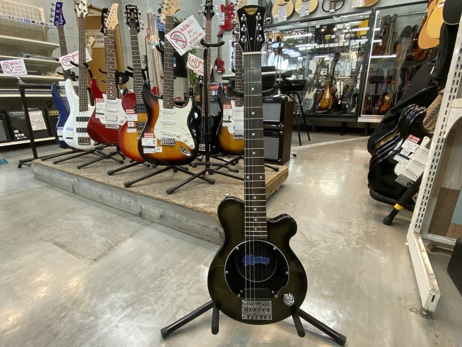 楽しくおうち時間！Pignose-ピグノーズ-のアンプ内蔵エレキギーが入荷