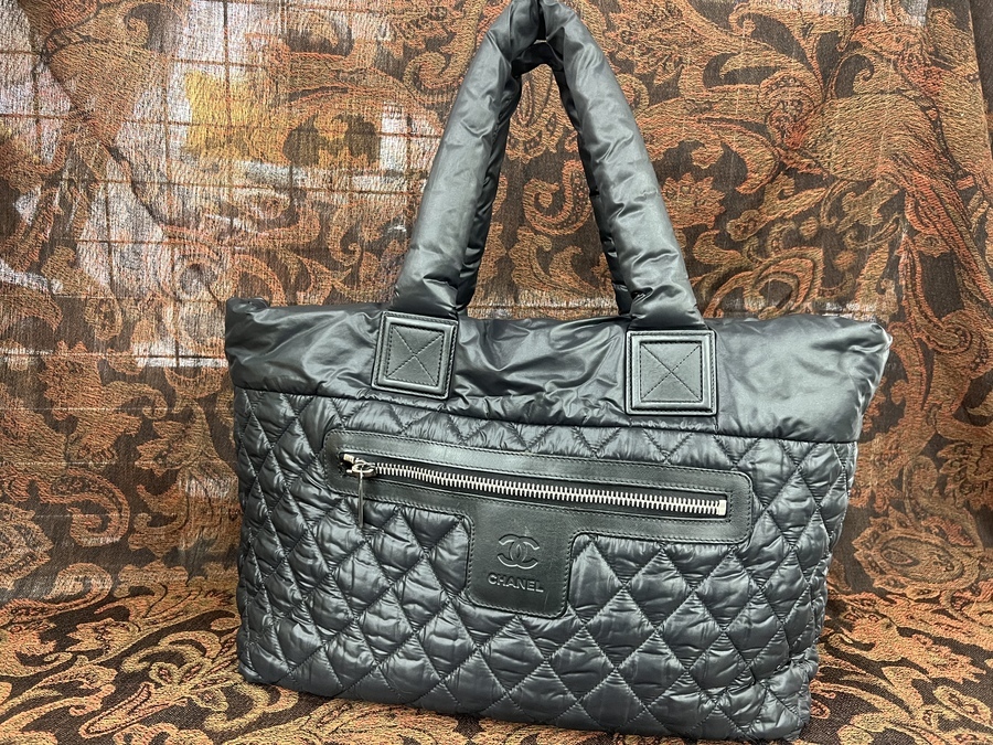 CHANEL キルティングトートバッグ グレー CHANEL キルティングトートバッグ ご紹介いたします♪｜2021年11