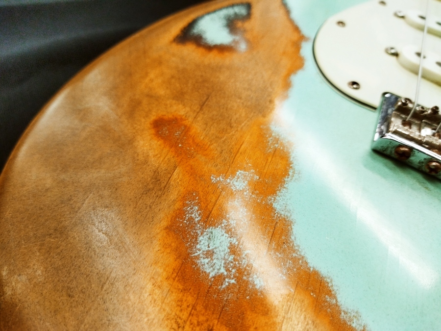 Rittenhouse Guitarsのヘビーエイジド仕様のストラトキャスター Rittenhouse Guitarsのヘビーエイジド仕様のストラトキャスター