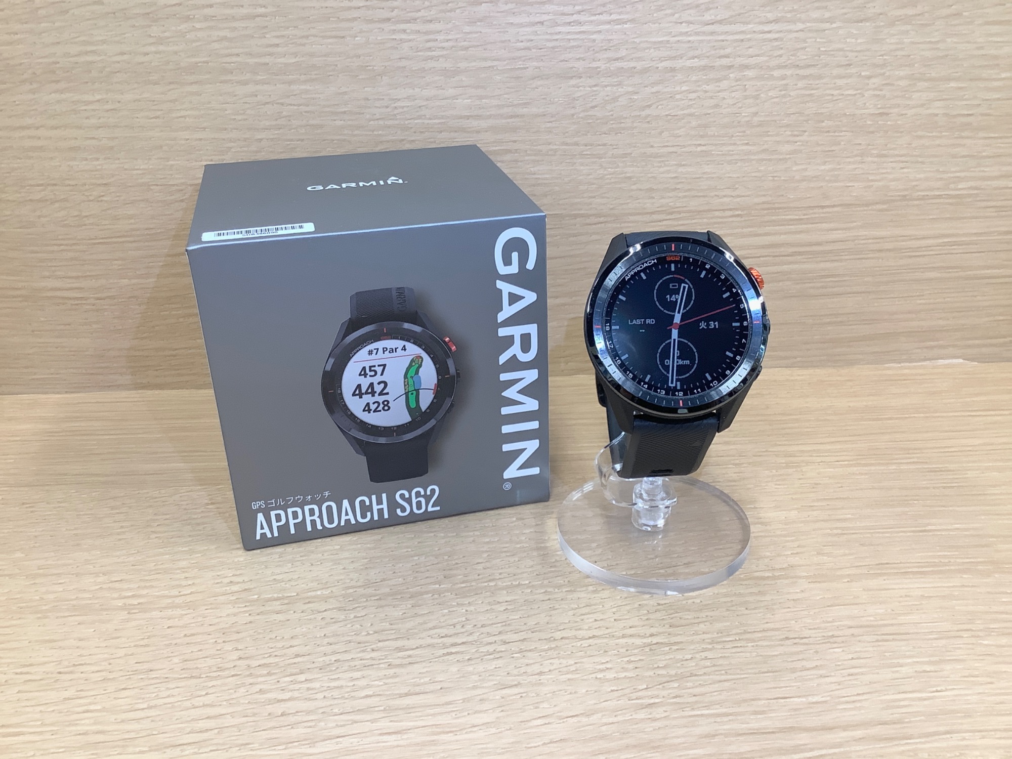 Amazon.com: Garmin Approach S62 Bundle, Premium Golf GPS