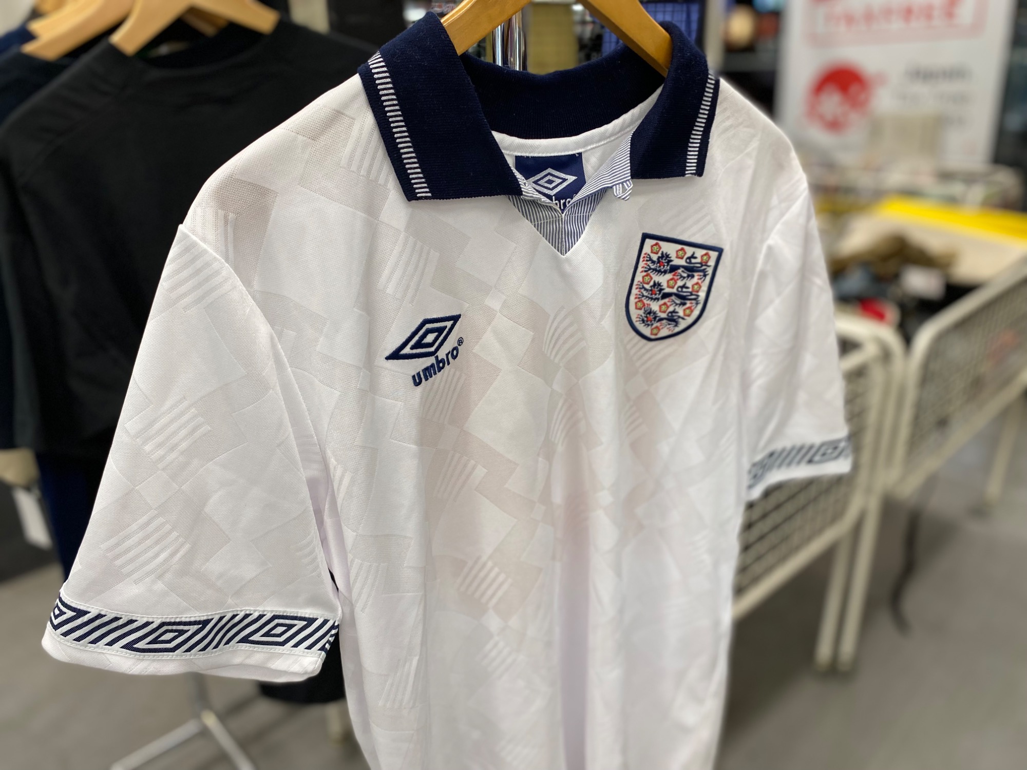 UMBRO/アンブロ】1990イングランド代表復刻ユニフォームのデッド