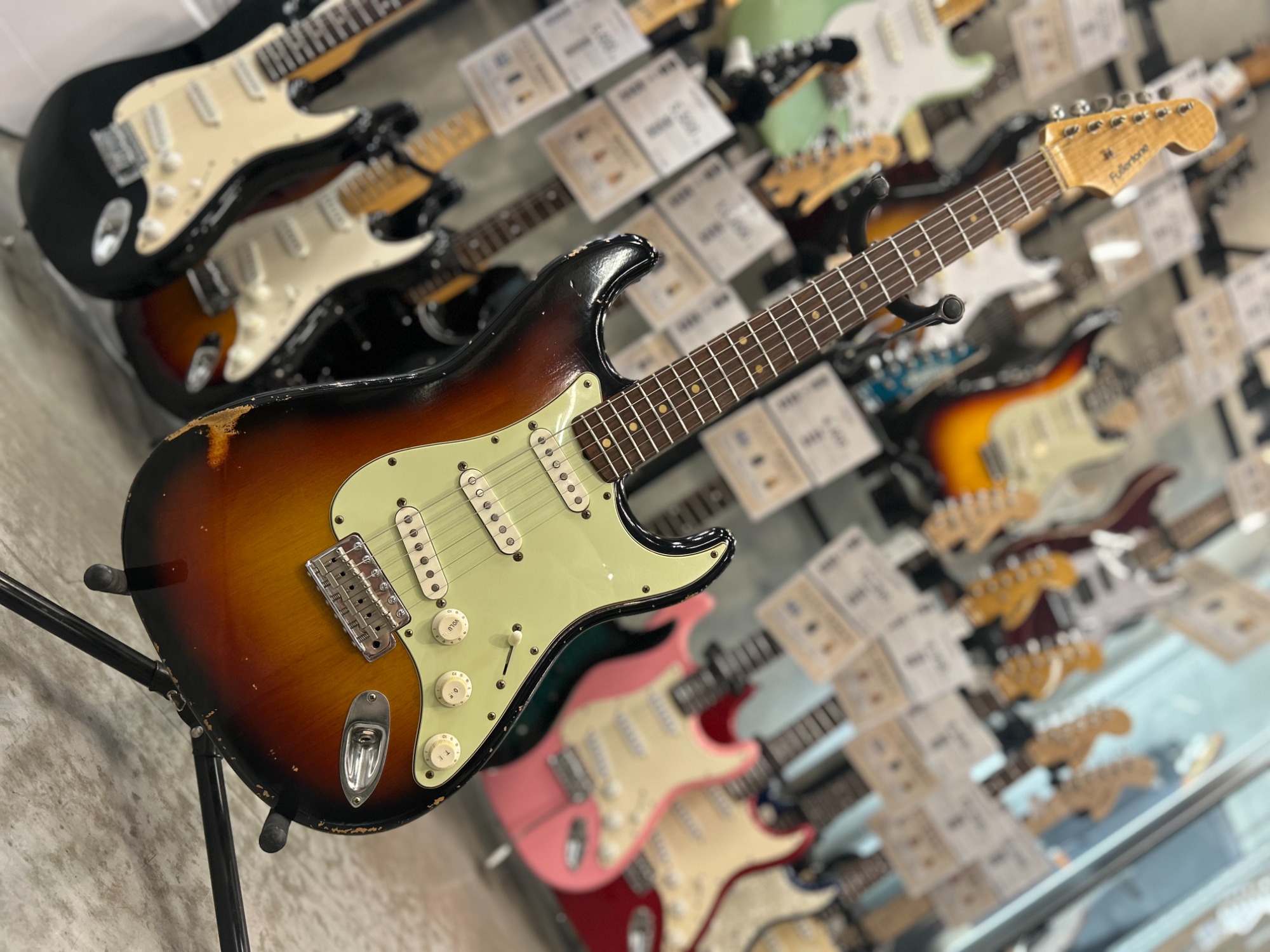 1F楽器売場展示中！！】Fullertone Stroke 60 RUSTED Rusted のご紹介