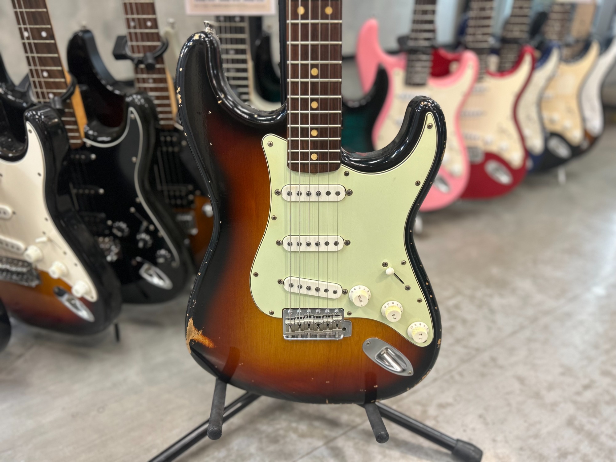 1F楽器売場展示中！！】Fullertone Stroke 60 RUSTED Rusted のご紹介