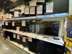 家電を買うならトレファク浦和店へ!】テレビ大量展示中です 
