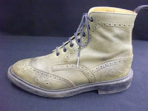 ブーツのTRICKER'S
