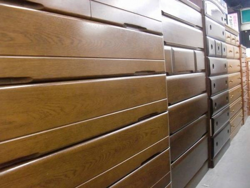 ソファーのカリモク