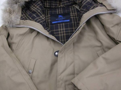 バーバリーのメンズファッション