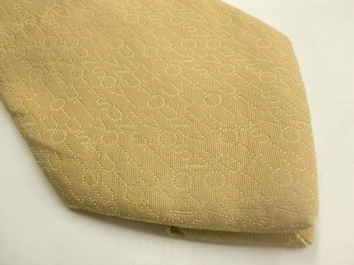 ネクタイの浦和ヴィトン