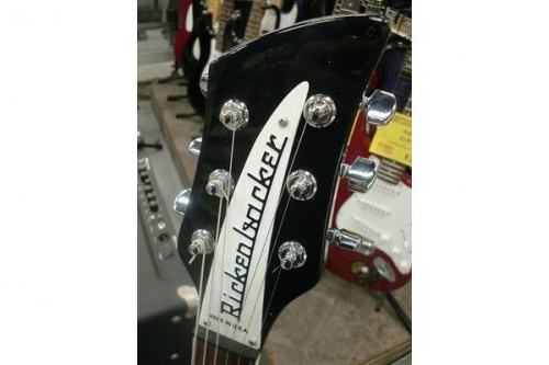 ギターのリッケンバッカー