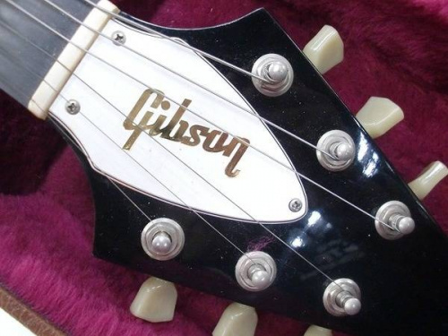ギターのGibson