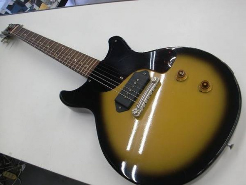 楽器・ホビー雑貨のギター